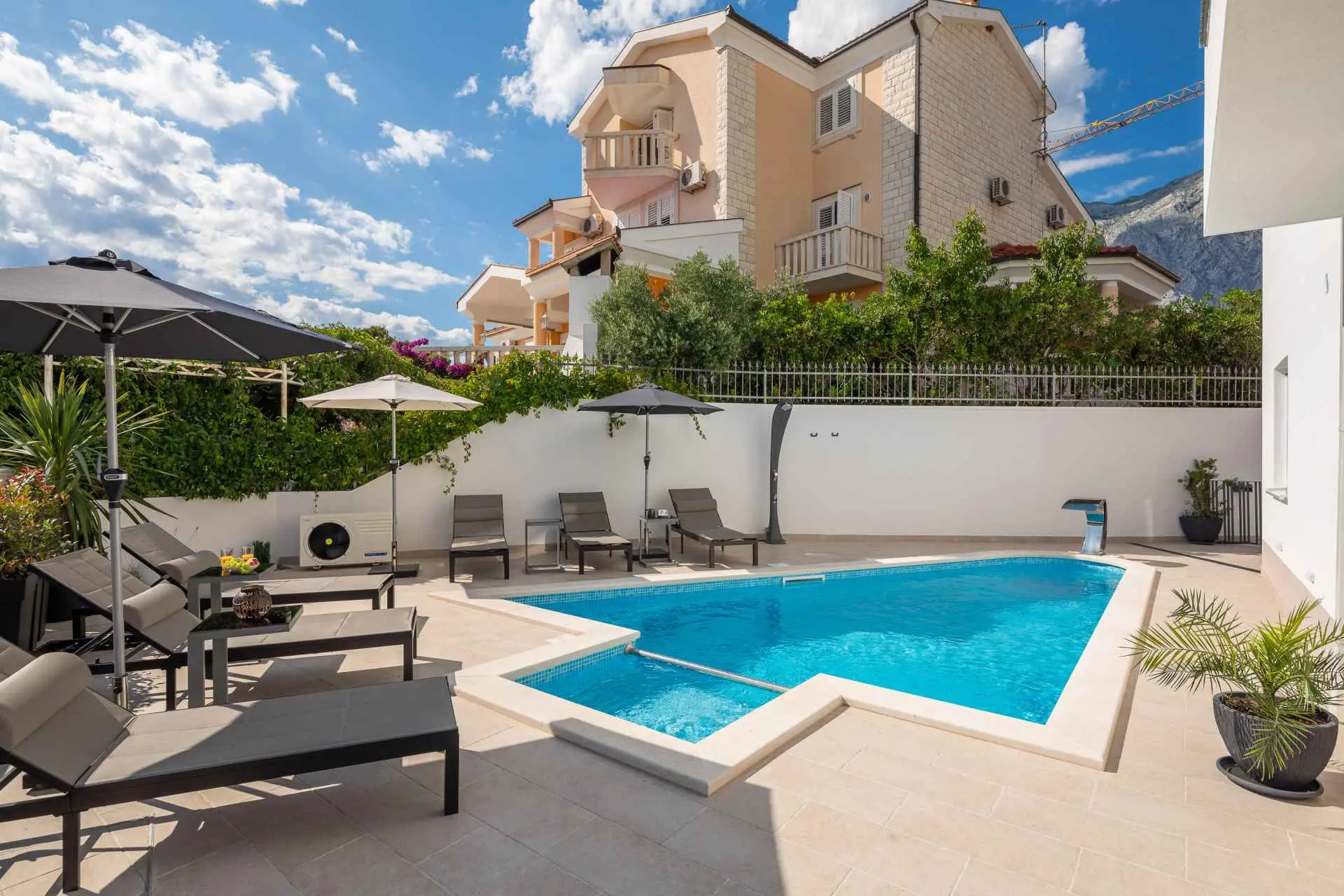 Apartmaji A&D Dani Promajna, Hrvaška