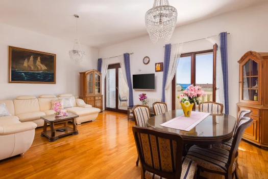 Appartement Royal Thailand - Makarska | Laganini.com