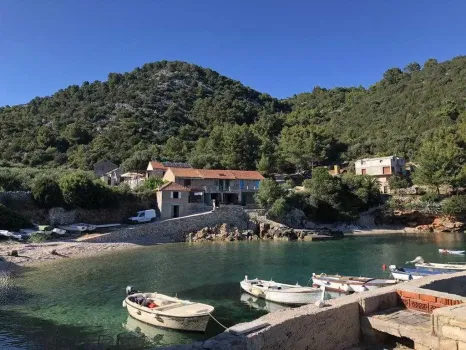 Robinson tourism The White House Robinson Hvar - Jelsa, Croatia