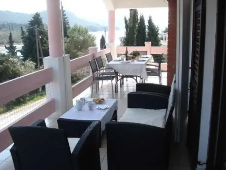 Appartementen Visnja Ana i Julija Ugljan - Kali, Kroatie