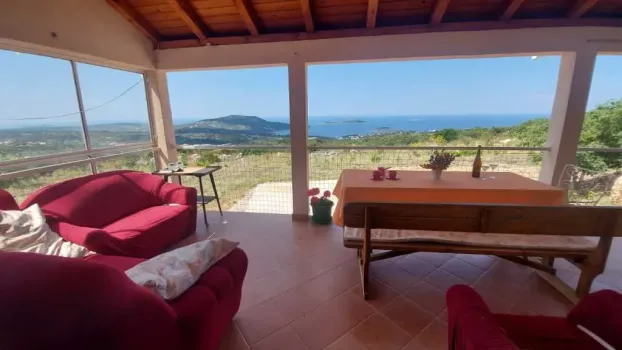 Robinzonski turizam Belvedere Primošten, Hrvatska