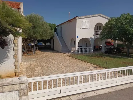 Appartement Josip - Vir | Laganini.com