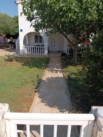 Appartement Josip - Vir | Laganini.com