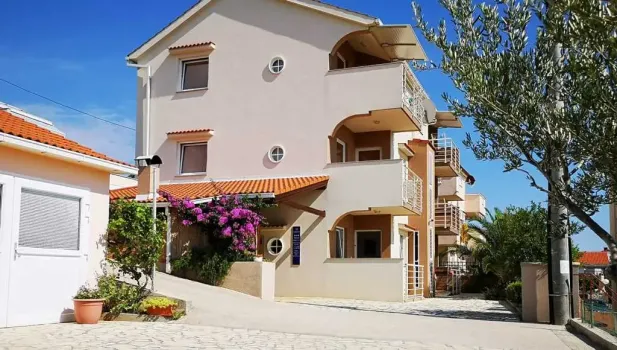 Appartements Šipušić Pag - Stara Novalja, Croatie