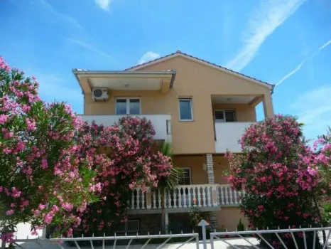 Apartmány Golić Biograd, Chorvatsko