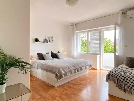 Apartments Joy of Life - Makarska | Laganini.com