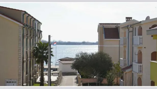 Appartements Meron Vrsi, Croatie