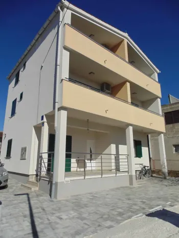 Apartmani Four Seasons Pirovac Pirovac, Hrvatska