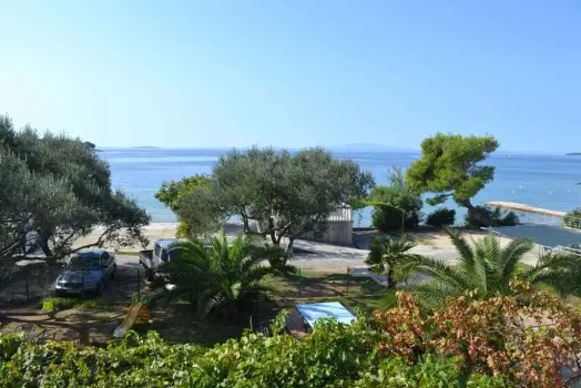 Apartments Lana Rab - Barbat and Banjol, Croatia