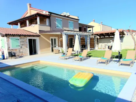 Holiday home La Villetta Bale, Croatia
