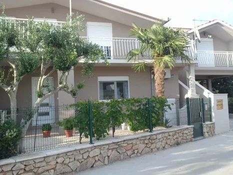 Apartmani Anita Frane - Vodice | Laganini.com
