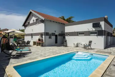 Holiday home Damjan Barbariga, Croatia