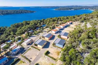 Mobile homes Luxury Kasthouse Lošinj - Mali Lošinj, Croatia