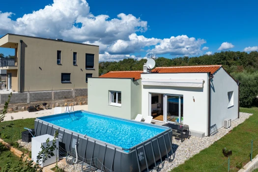 Semesterhus Renata's Pool House Medulin - Medulin | Laganini.com