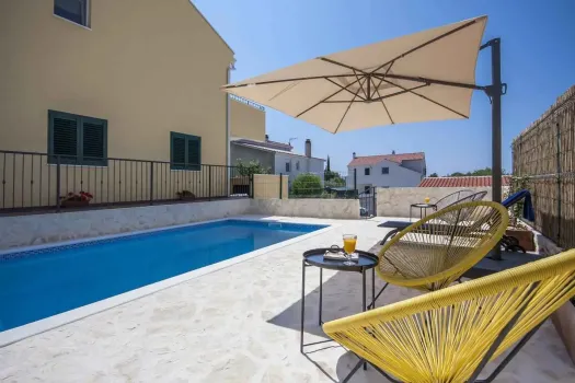 Appartements Tonia Brodarica, Croatie