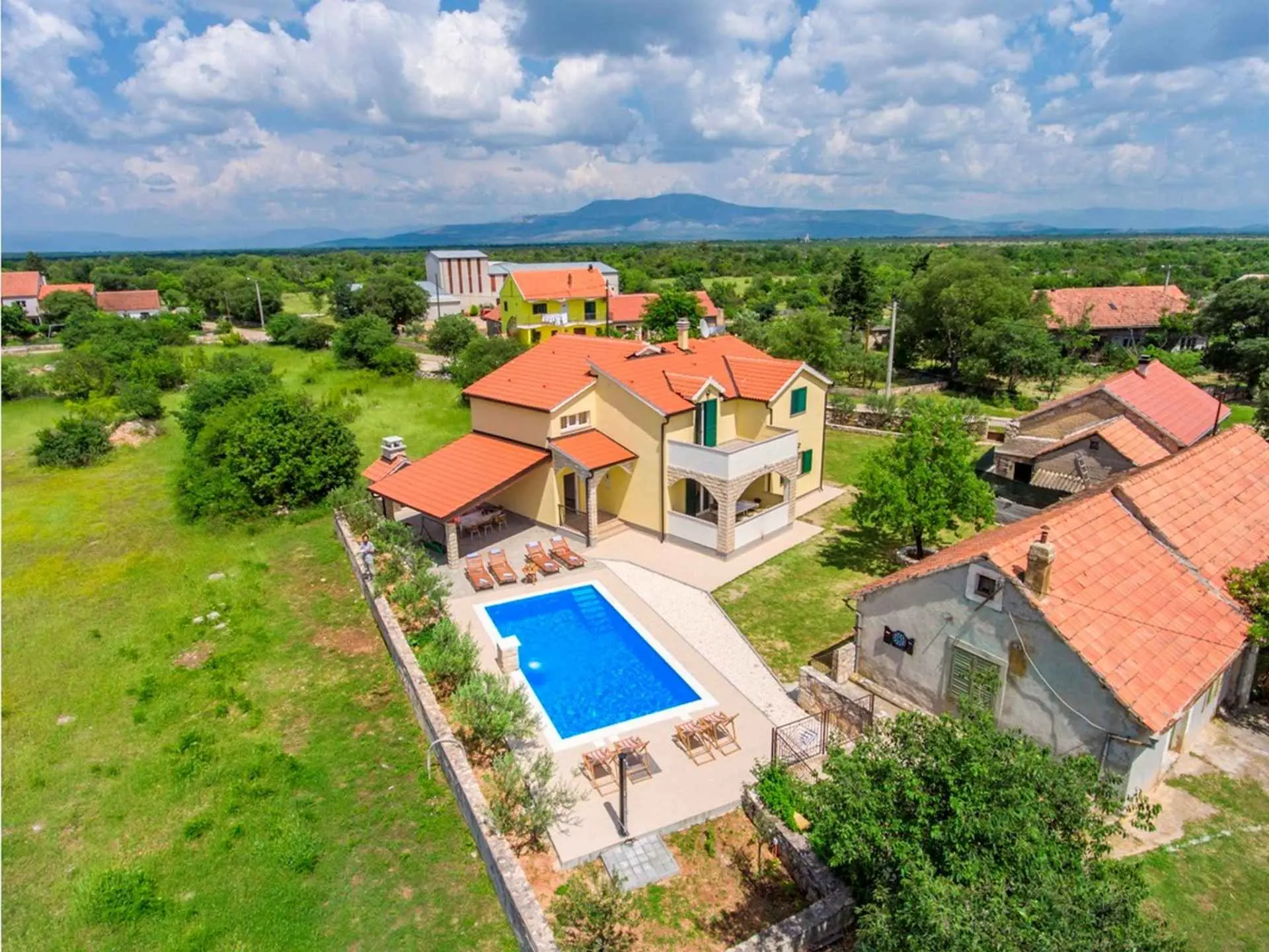 Kuća za odmor Villa Pletikosa Drniš, Hrvatska