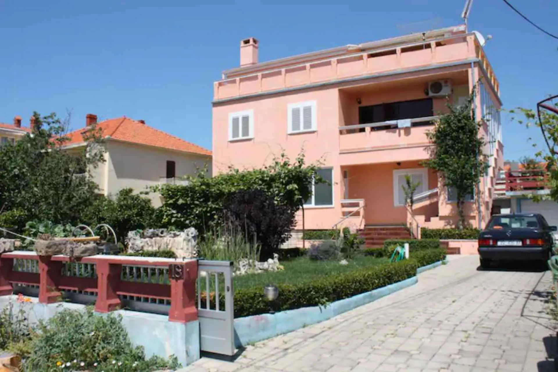 Apartman Neda Zára, Horvátország