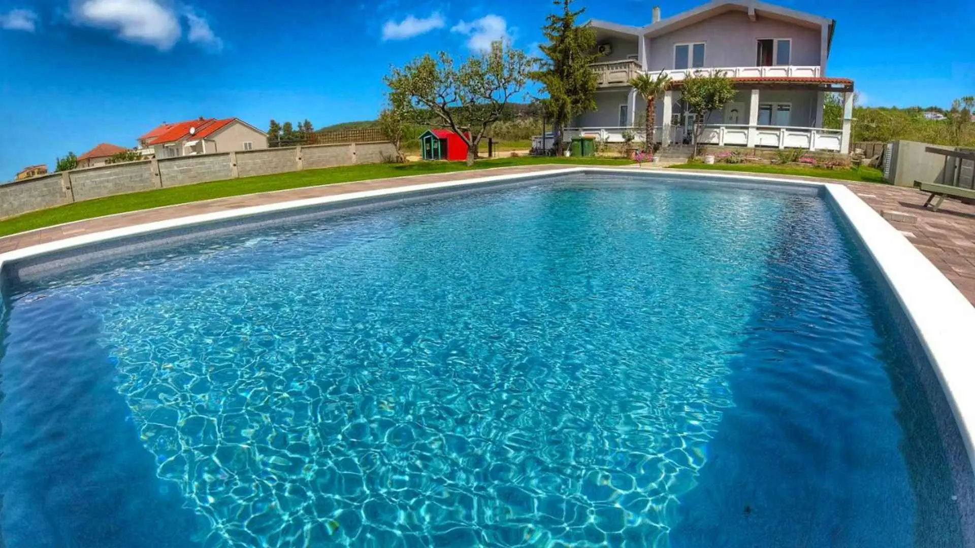 Počitniški dom House Rose Ražanac, Hrvaška