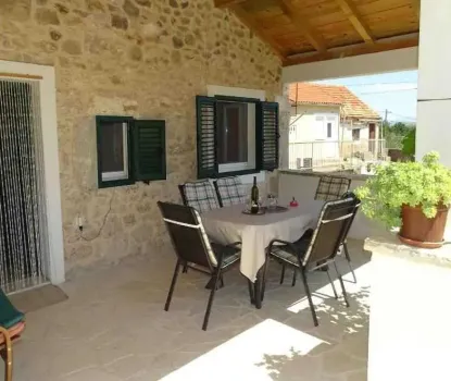 Ferienhaus Koštela Pirovac, Kroatien