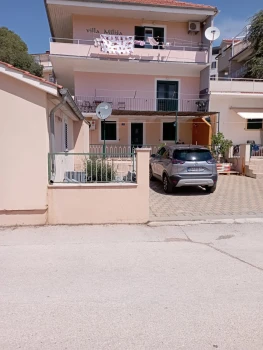 Apartment Sandra - Primošten | Laganini.com