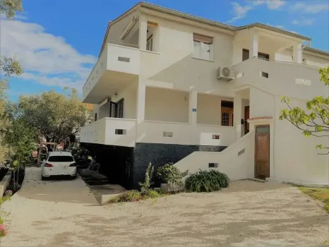 Apartments Olive Ugljan - Preko, Croatia