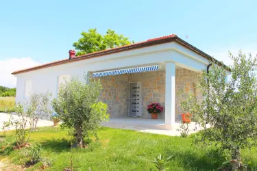 Holiday home Pomalo Vrsi, Croatia
