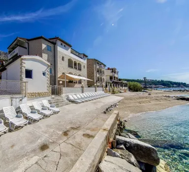 Apartmány Family Korda Jesenice, Chorvatsko