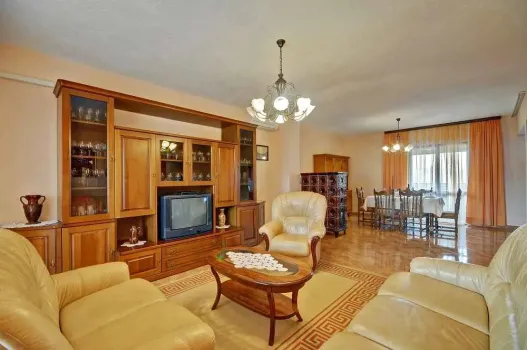 Apartments Alexandra - Pula | Laganini.com