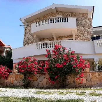 Apartman Lavandula - Karin | Laganini.com