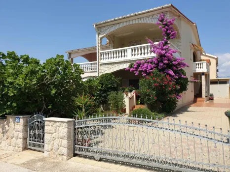 Apartmán Kaić - Pag - Povljana | Laganini.com