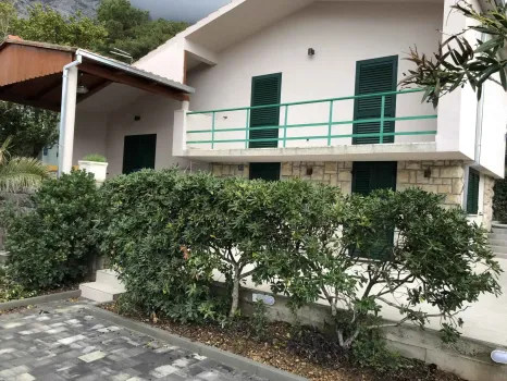 Feriehus Villa Bandic Baška Voda, Kroatia