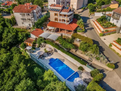 Apartments Vila Elizabeth Krk - Dobrinj and Šilo, Croatia