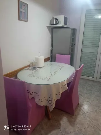 Apartmani Dajak - Omiš | Laganini.com