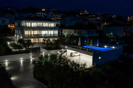 Apartmány Villa Dora - Čiovo - Okrug Gornji | Laganini.com