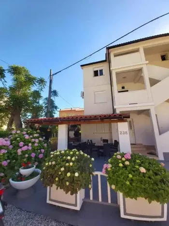 Ferienwohnungen Lana Rab - Rab, Kroatien