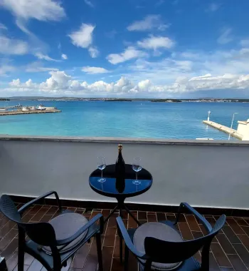 Ferienwohnungen Azuro Pašman - Tkon, Kroatien