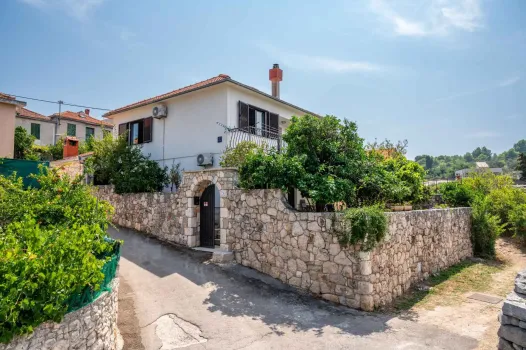 Holiday home Ines Drvenik Veli, Croatia