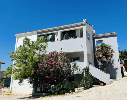 Ferienwohnungen Summer Pag - Kolan und Mandre, Kroatien