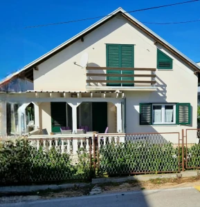 Apartment Simona Tribunj - Tribunj | Laganini.com