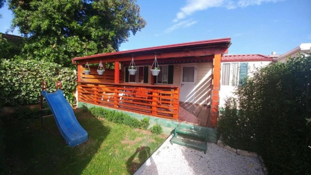 Apartmani PIPI - Pakoštane | Laganini.com