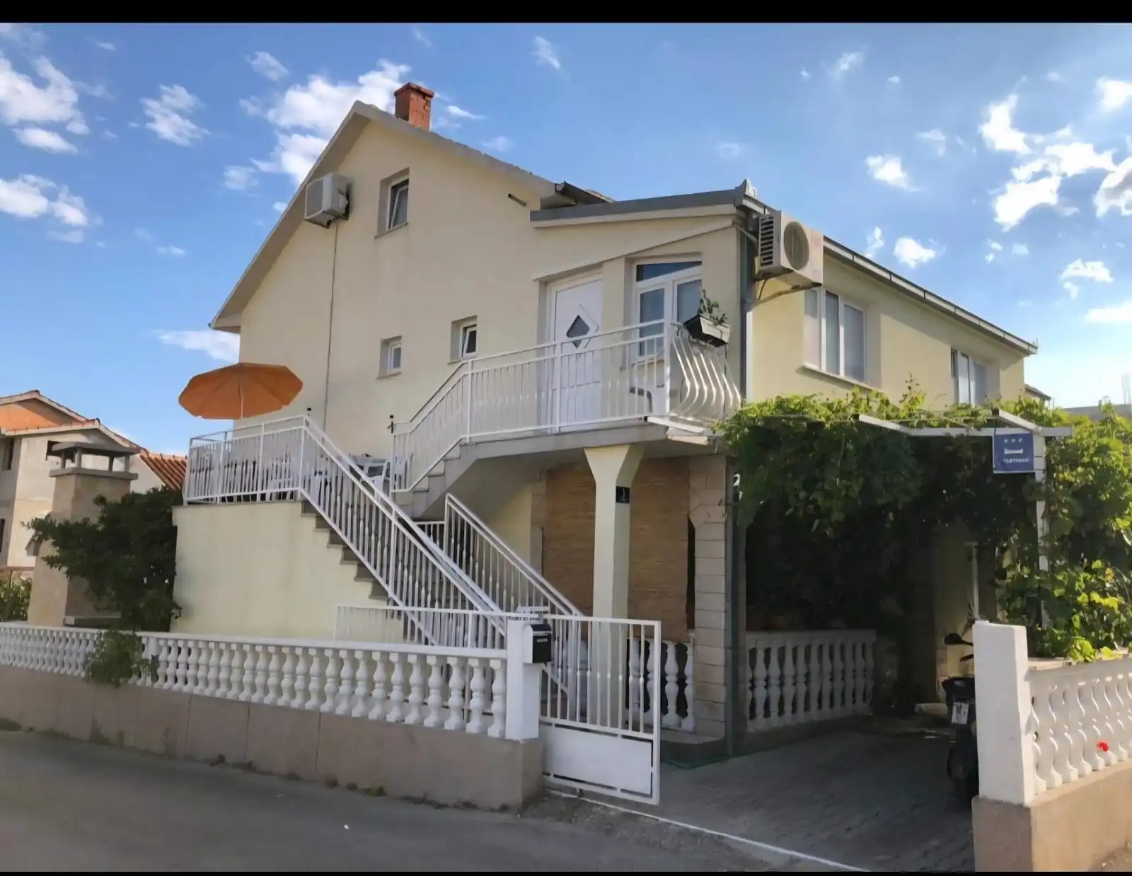 Apartment Anita, Ciovo - Okrug Gornji - Croatia