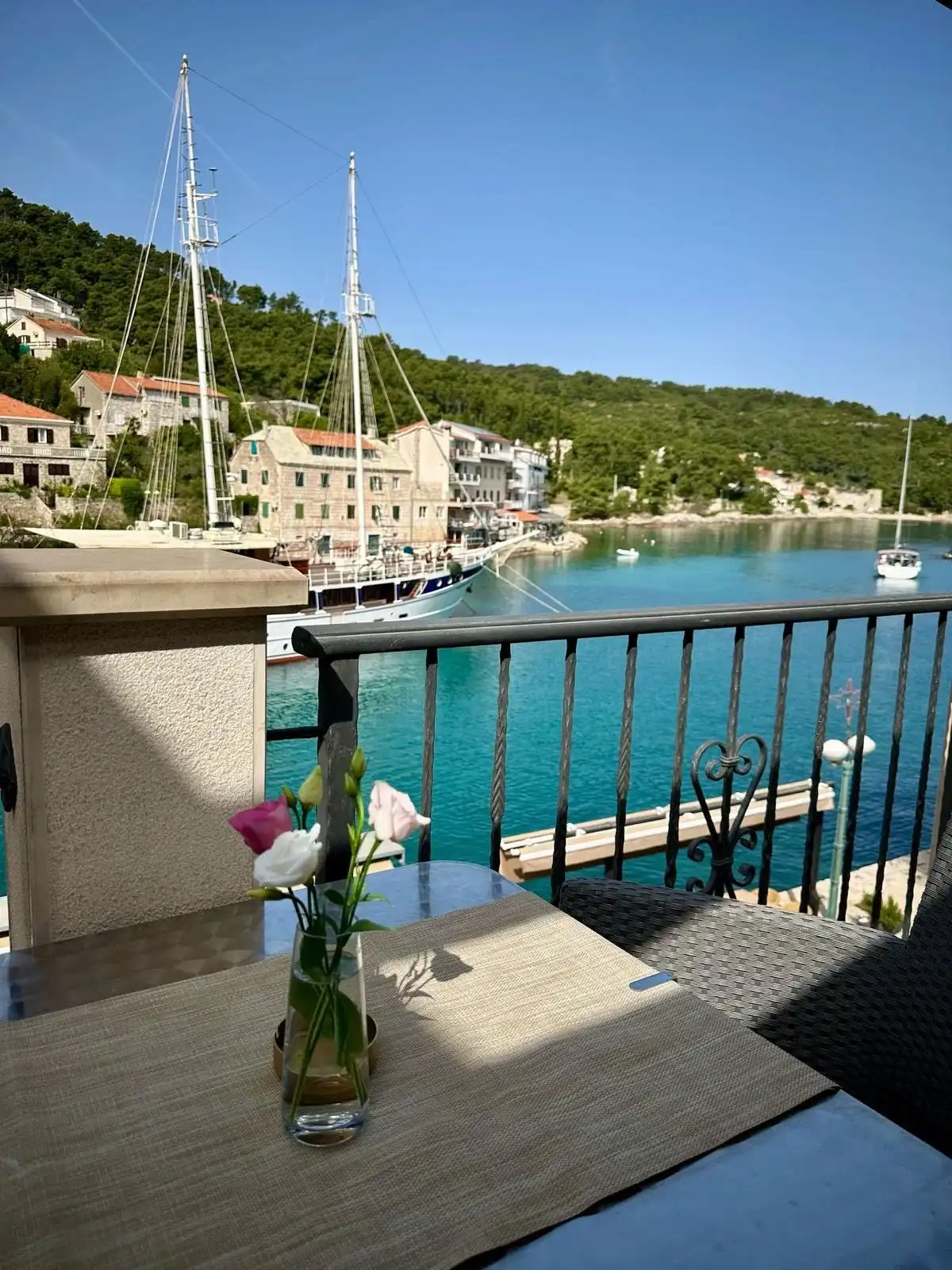 Apartments Sunčani Pogled, Šolta - Croatia