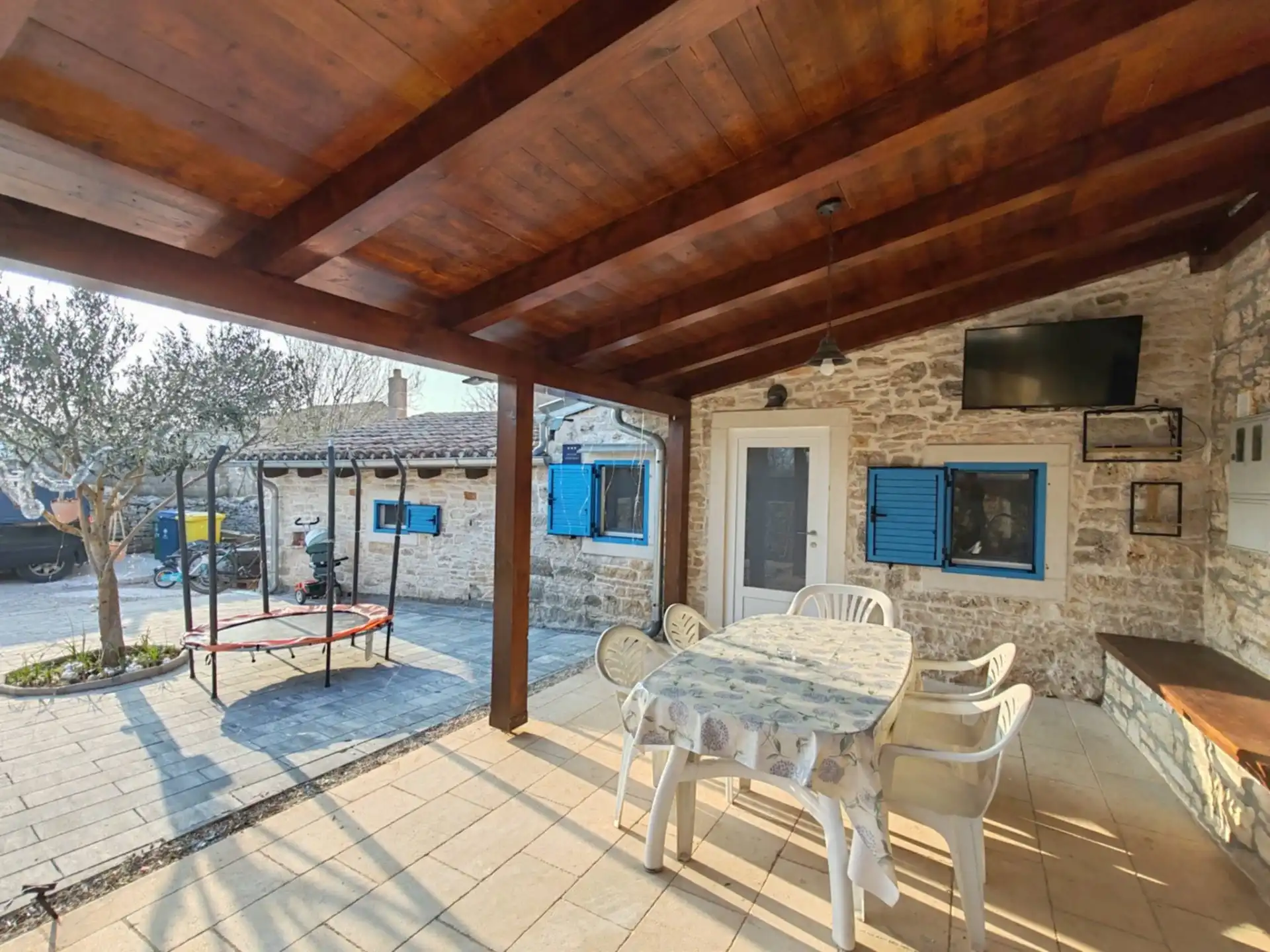Apartment Studio ManuIris, Svetvinčenat - Croatia