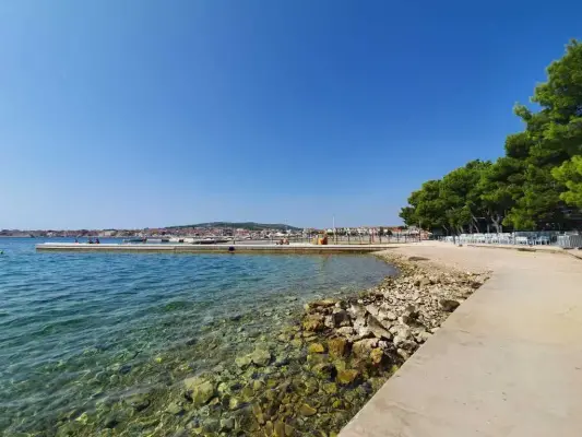 Turistične znamenitosti in zanimivosti v mestu Plaža Hangar Olympia - Vodice
