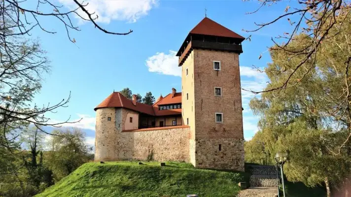 Turistične znamenitosti in zanimivosti v mestu Staro mesto Dubovac - Karlovac