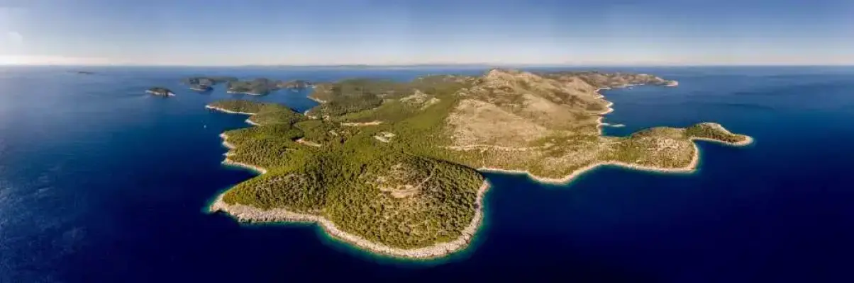 Turistične znamenitosti in zanimivosti v mestu Naravni park Lastovski otoki - Lastovo