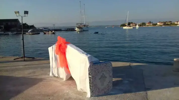 Turistične znamenitosti in zanimivosti v mestu  - Ugljan - Preko